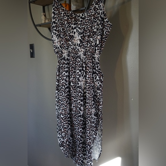Cheetah Dress - Picture 3 of 6